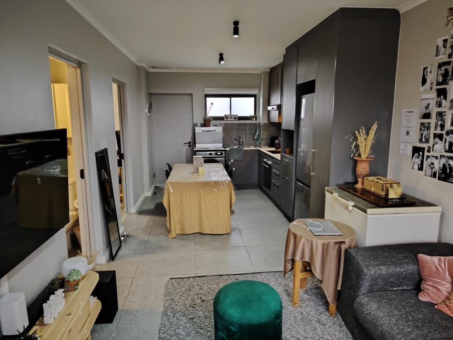 To Let 2 Bedroom Property for Rent in Sonstraal Heights Western Cape